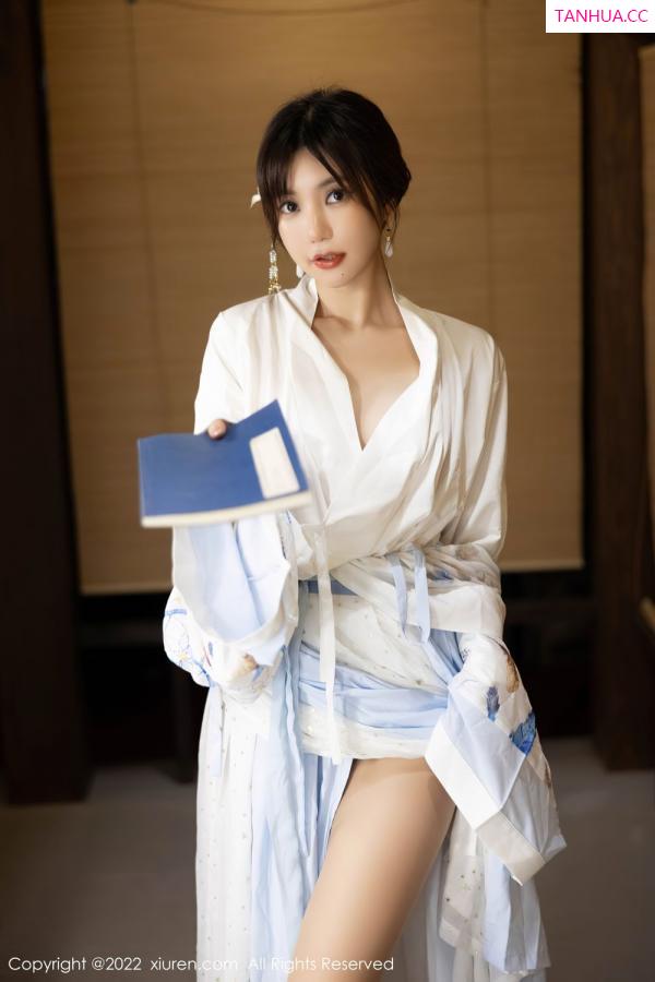 綺裡嘉 绮里嘉 [XiuRen]高清写真图 2022.09.09 No.5569 绮里嘉ula第10张图片